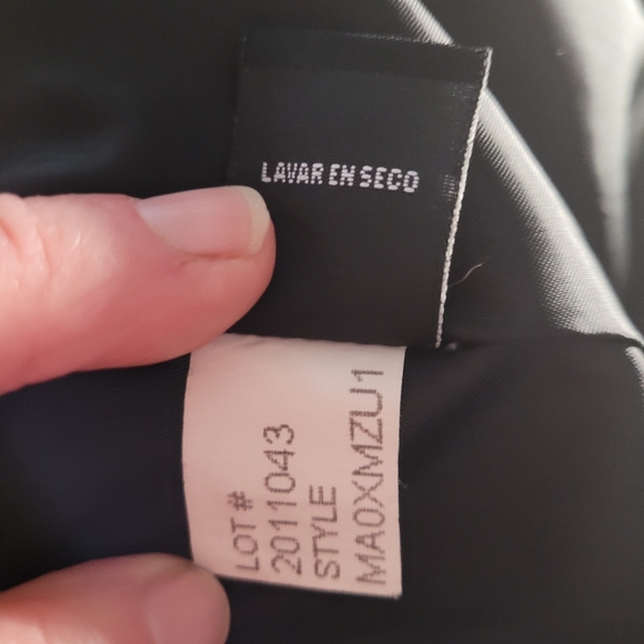 NORTON McNAUGHTON Black Suit Blazer with 2 Buttons and Pockets - Picture 7 of 7